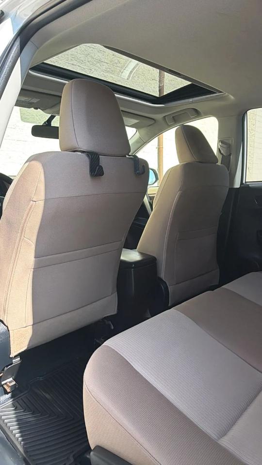 Toyota RAV4 AWD 4dr XLE (Natl) 2013