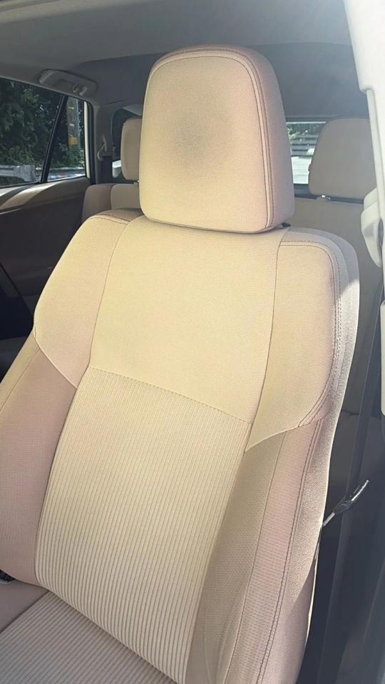 Toyota RAV4 AWD 4dr XLE (Natl) 2013