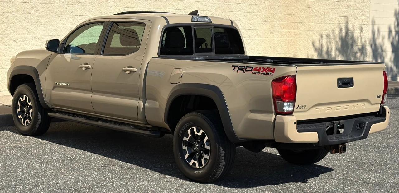 Toyota Tacoma 4WD Double Cab LB V6 AT TRD Off Road (Natl) 2016