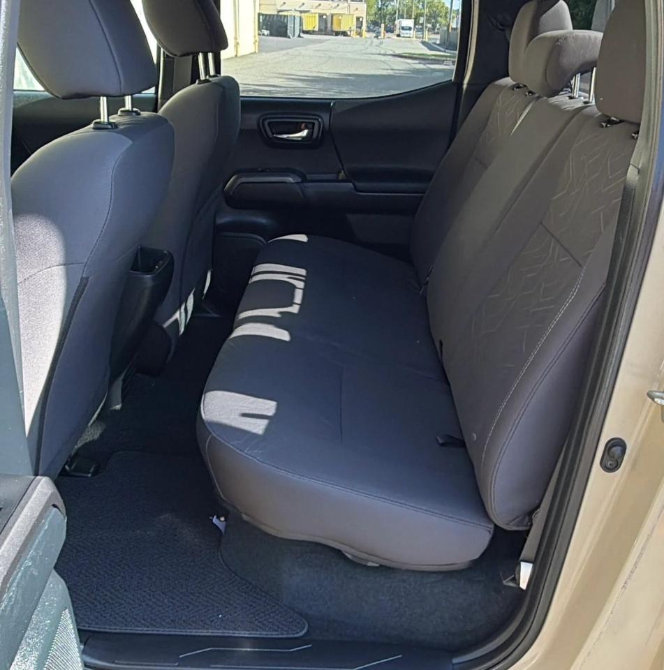 Toyota Tacoma 4WD Double Cab LB V6 AT TRD Off Road (Natl) 2016