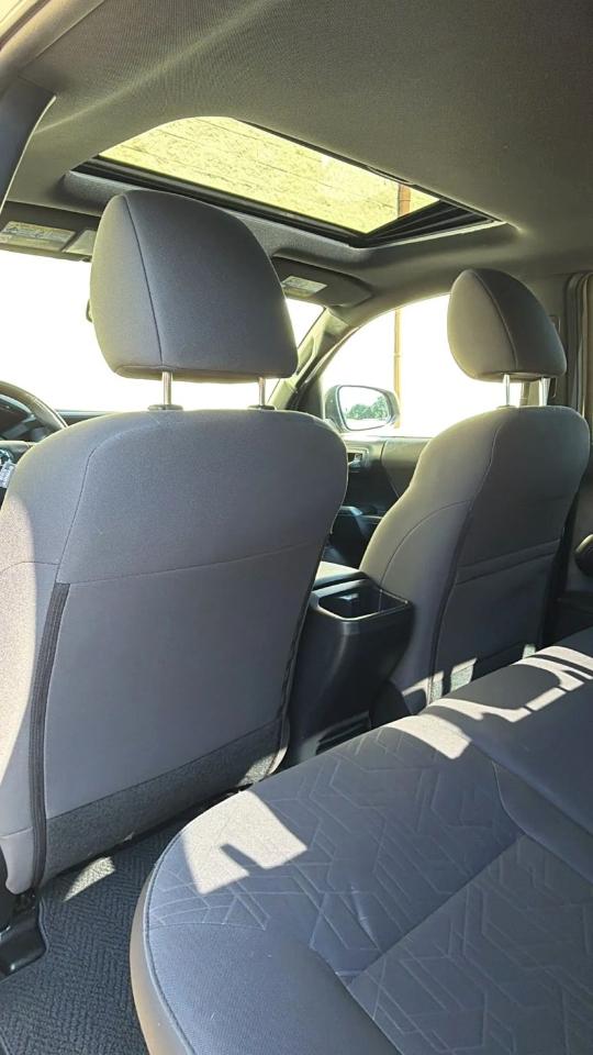 Toyota Tacoma 4WD Double Cab LB V6 AT TRD Off Road (Natl) 2016