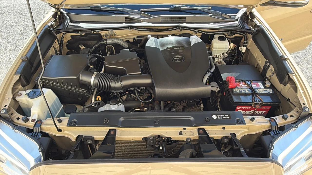 Toyota Tacoma 4WD Double Cab LB V6 AT TRD Off Road (Natl) 2016