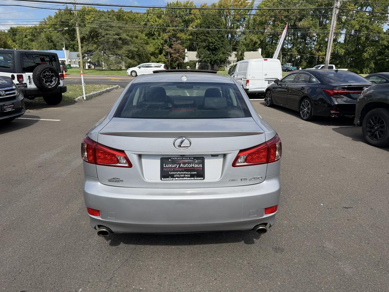 Lexus IS 250 4dr Sport Sdn Auto AWD 2012