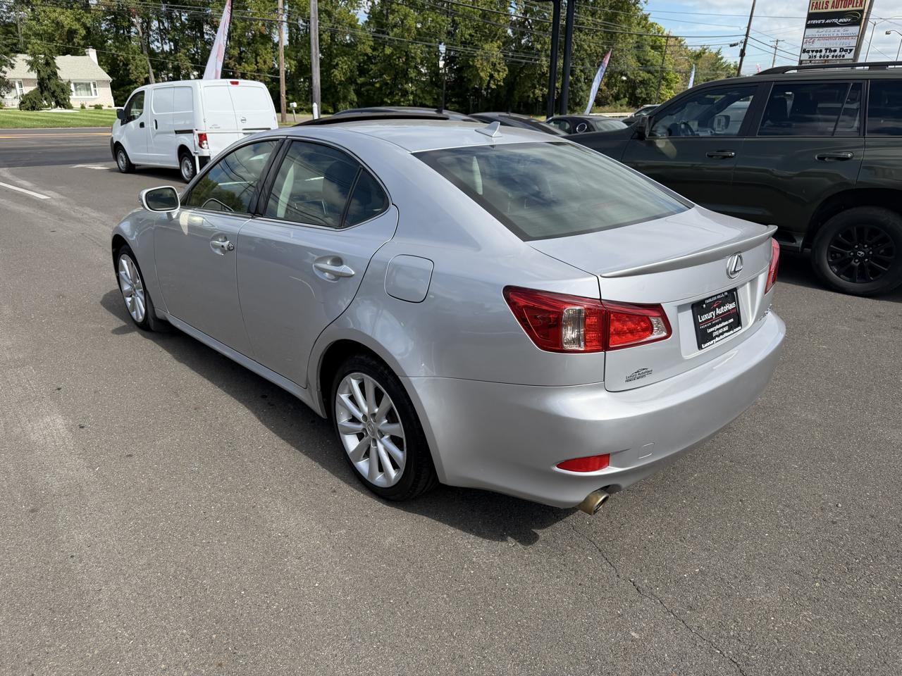 Lexus IS 250 4dr Sport Sdn Auto AWD 2012