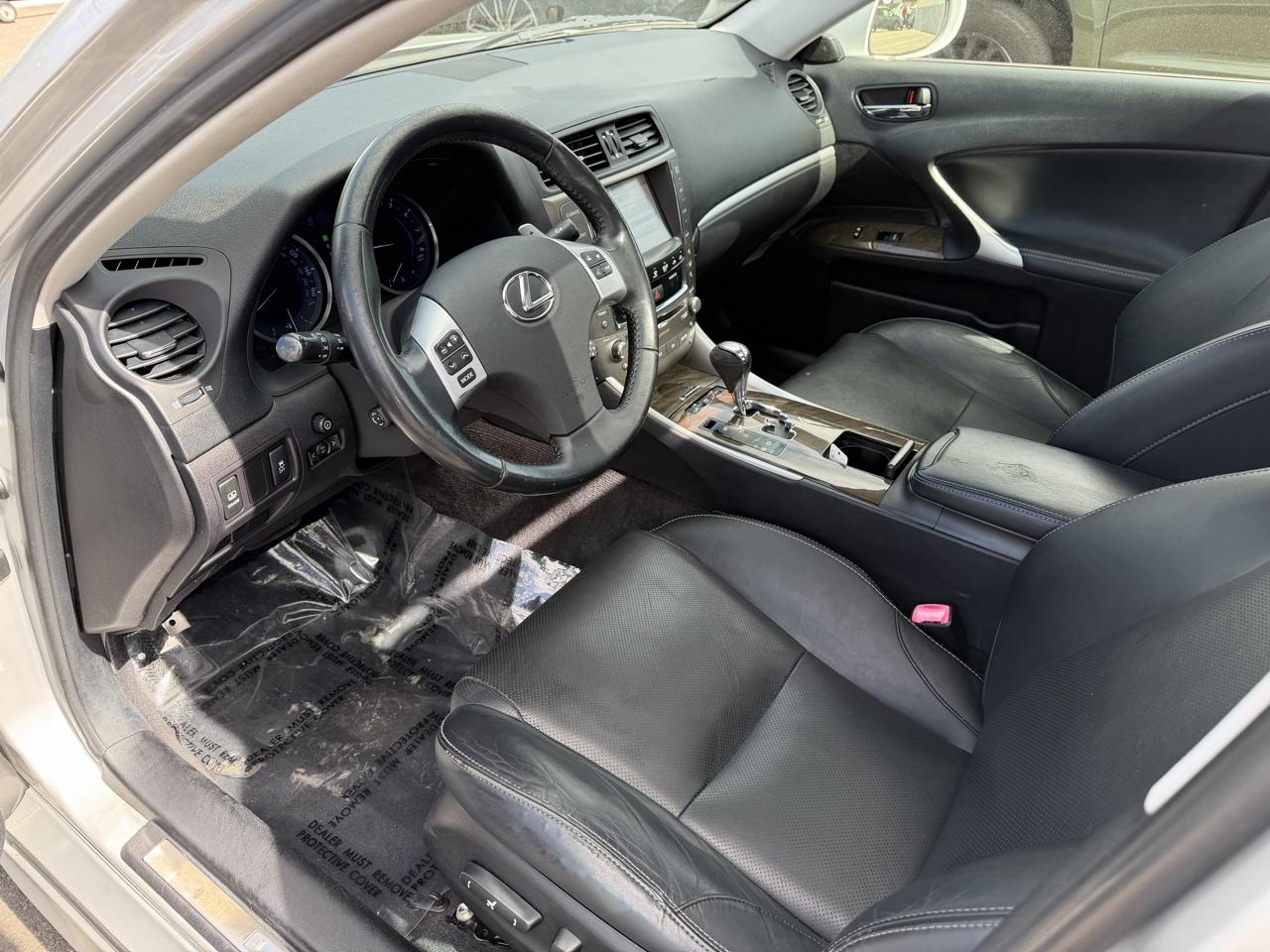 Lexus IS 250 4dr Sport Sdn Auto AWD 2012