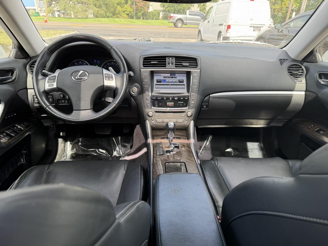 Lexus IS 250 4dr Sport Sdn Auto AWD 2012