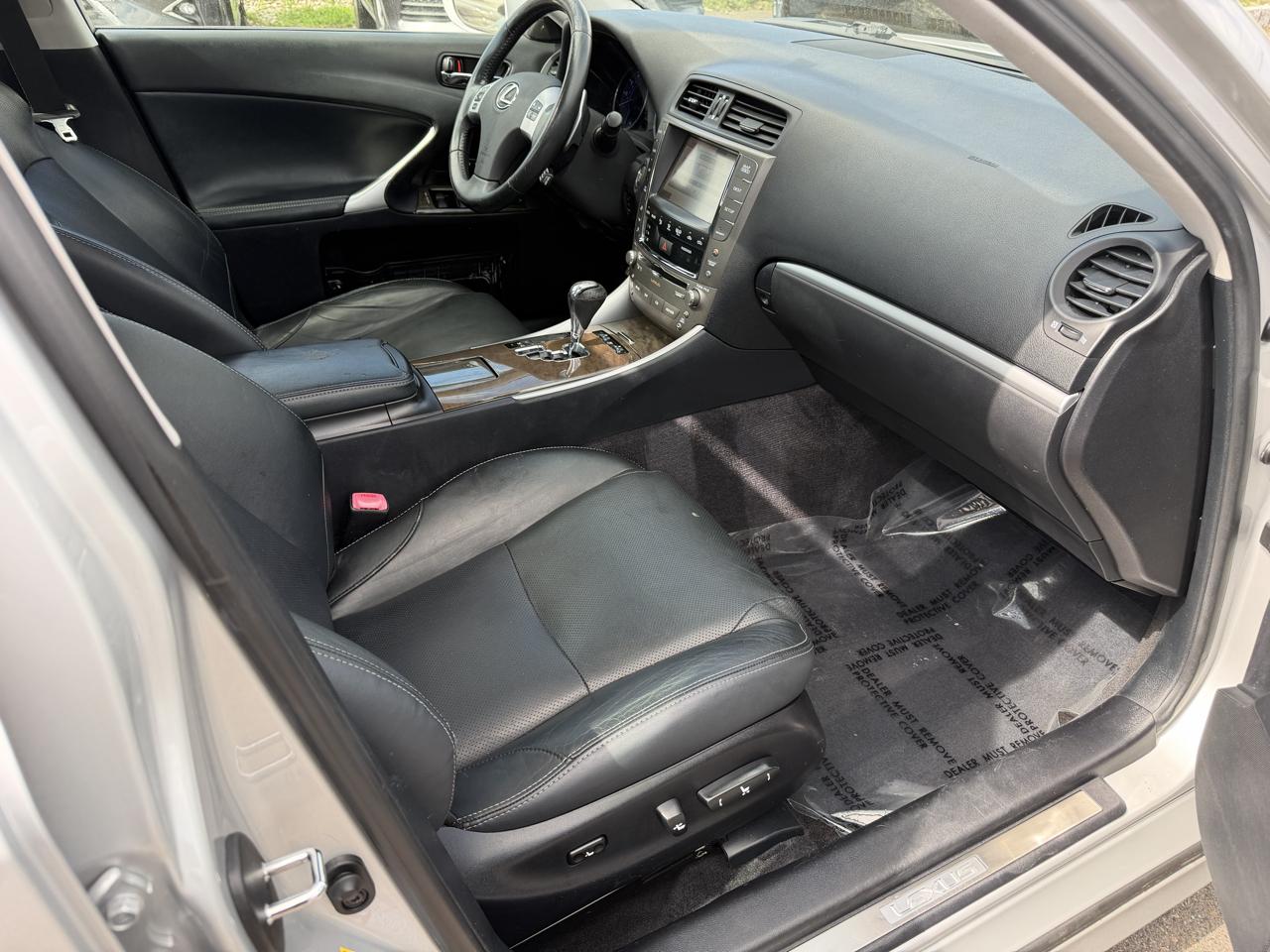 Lexus IS 250 4dr Sport Sdn Auto AWD 2012