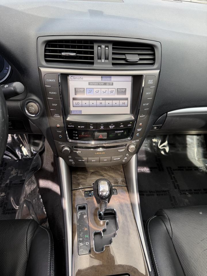 Lexus IS 250 4dr Sport Sdn Auto AWD 2012