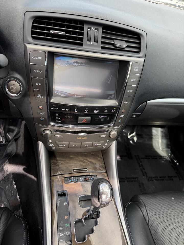 Lexus IS 250 4dr Sport Sdn Auto AWD 2012