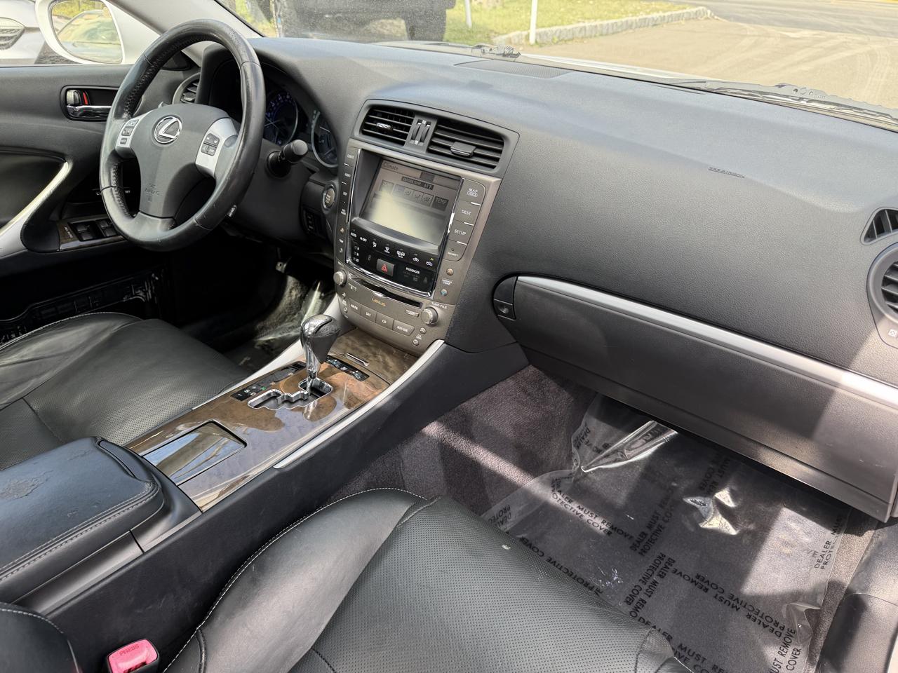 Lexus IS 250 4dr Sport Sdn Auto AWD 2012