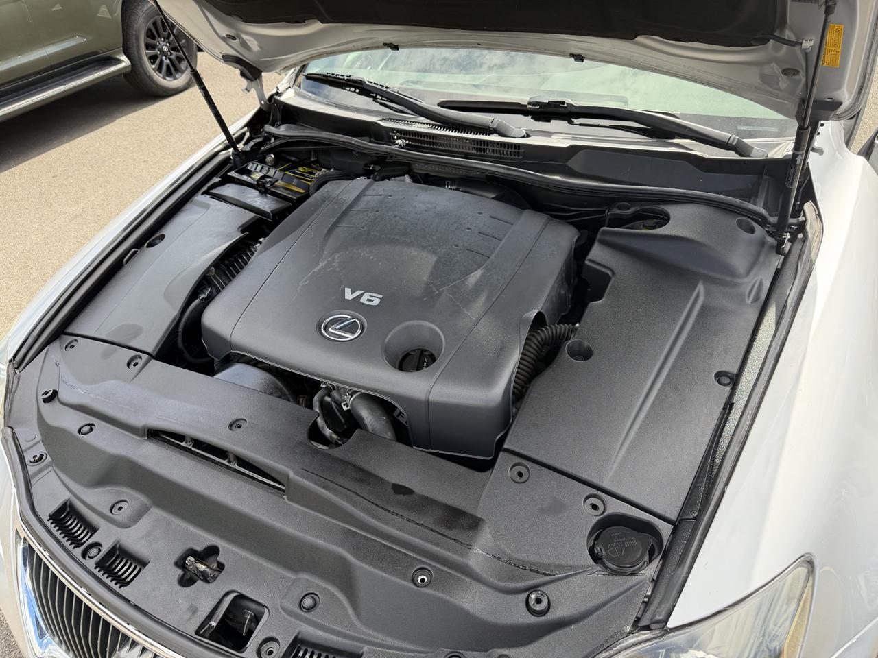 Lexus IS 250 4dr Sport Sdn Auto AWD 2012