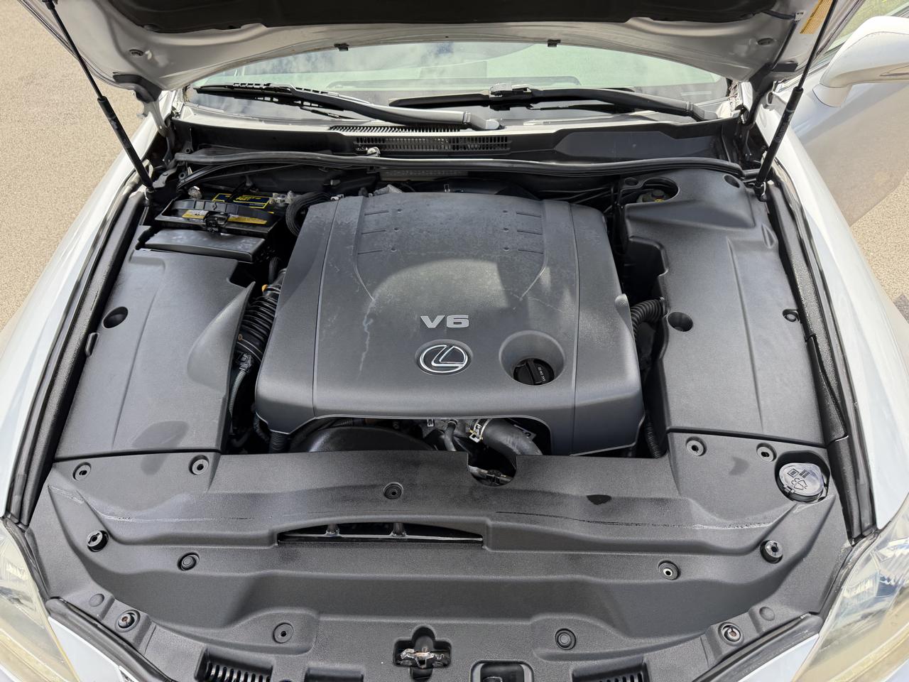 Lexus IS 250 4dr Sport Sdn Auto AWD 2012