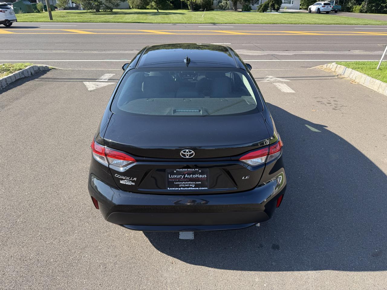 Toyota Corolla LE CVT (Natl) 2022