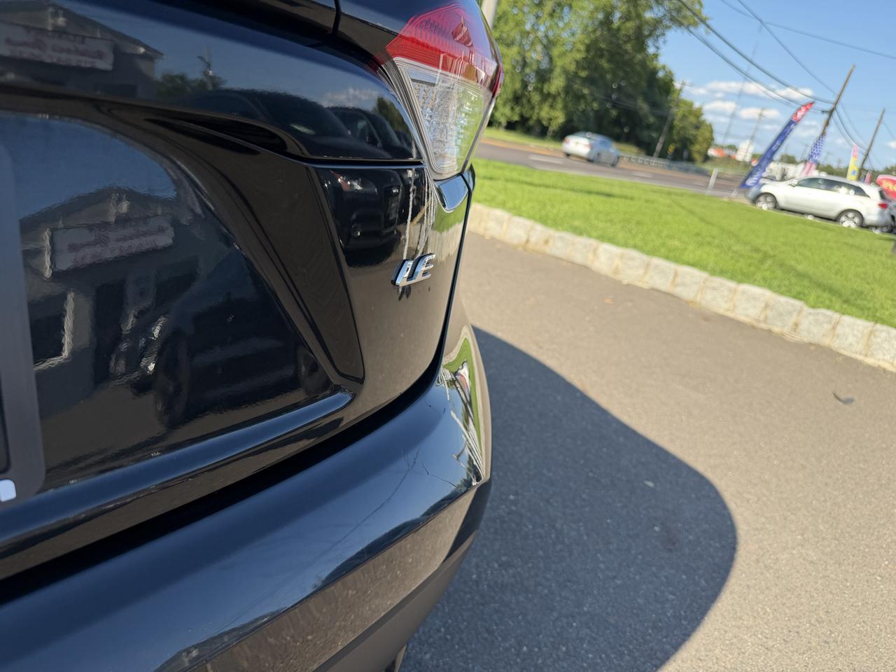 Toyota Corolla LE CVT (Natl) 2022