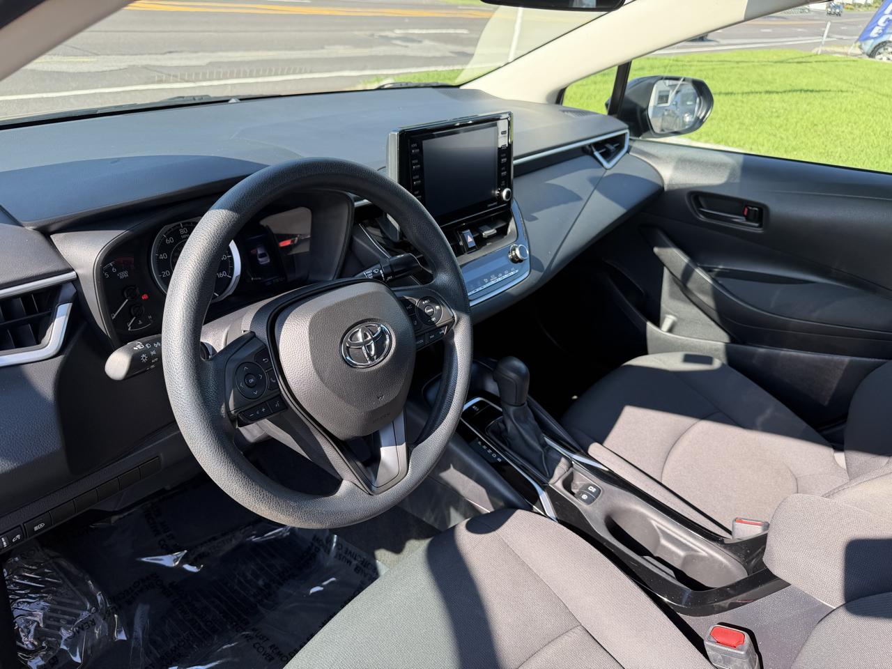 Toyota Corolla LE CVT (Natl) 2022