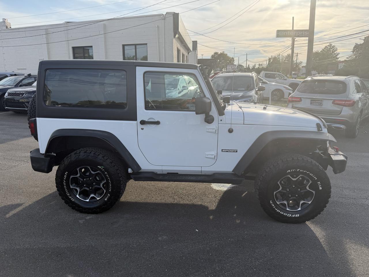 Jeep Wrangler 4WD 2dr Sport 2013