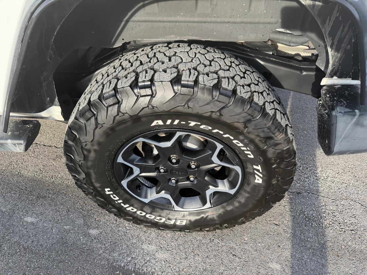 Jeep Wrangler 4WD 2dr Sport 2013