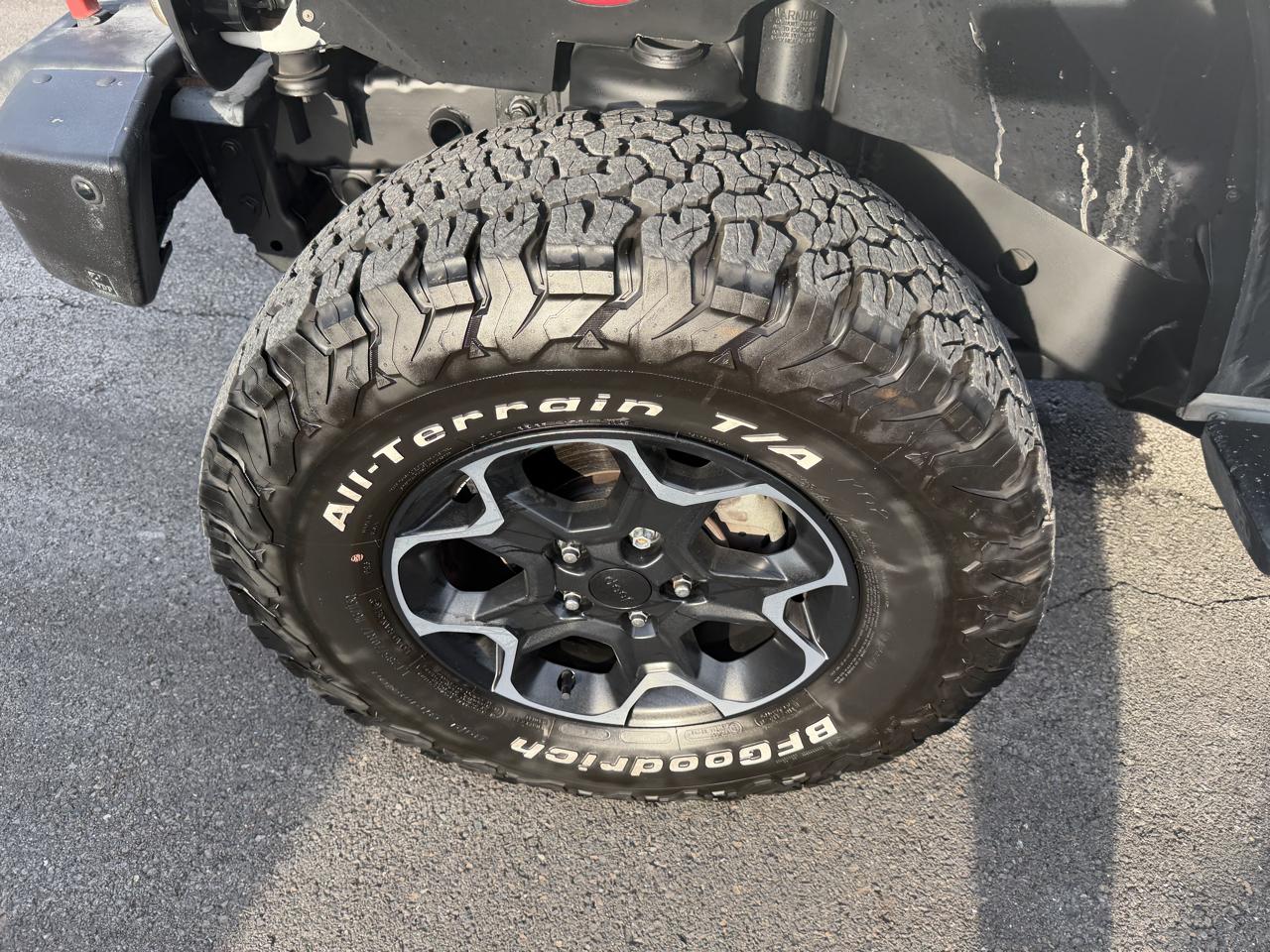 Jeep Wrangler 4WD 2dr Sport 2013