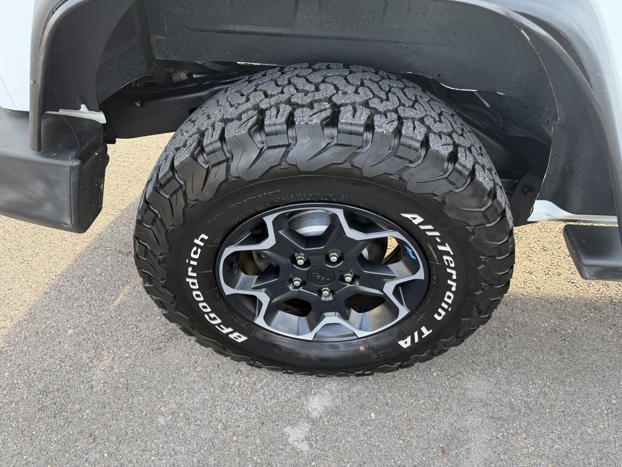 Jeep Wrangler 4WD 2dr Sport 2013
