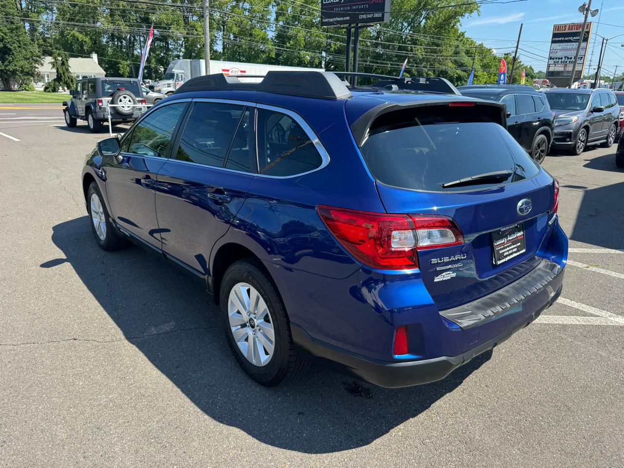 Subaru Outback 4dr Wgn 2.5i Premium 2015