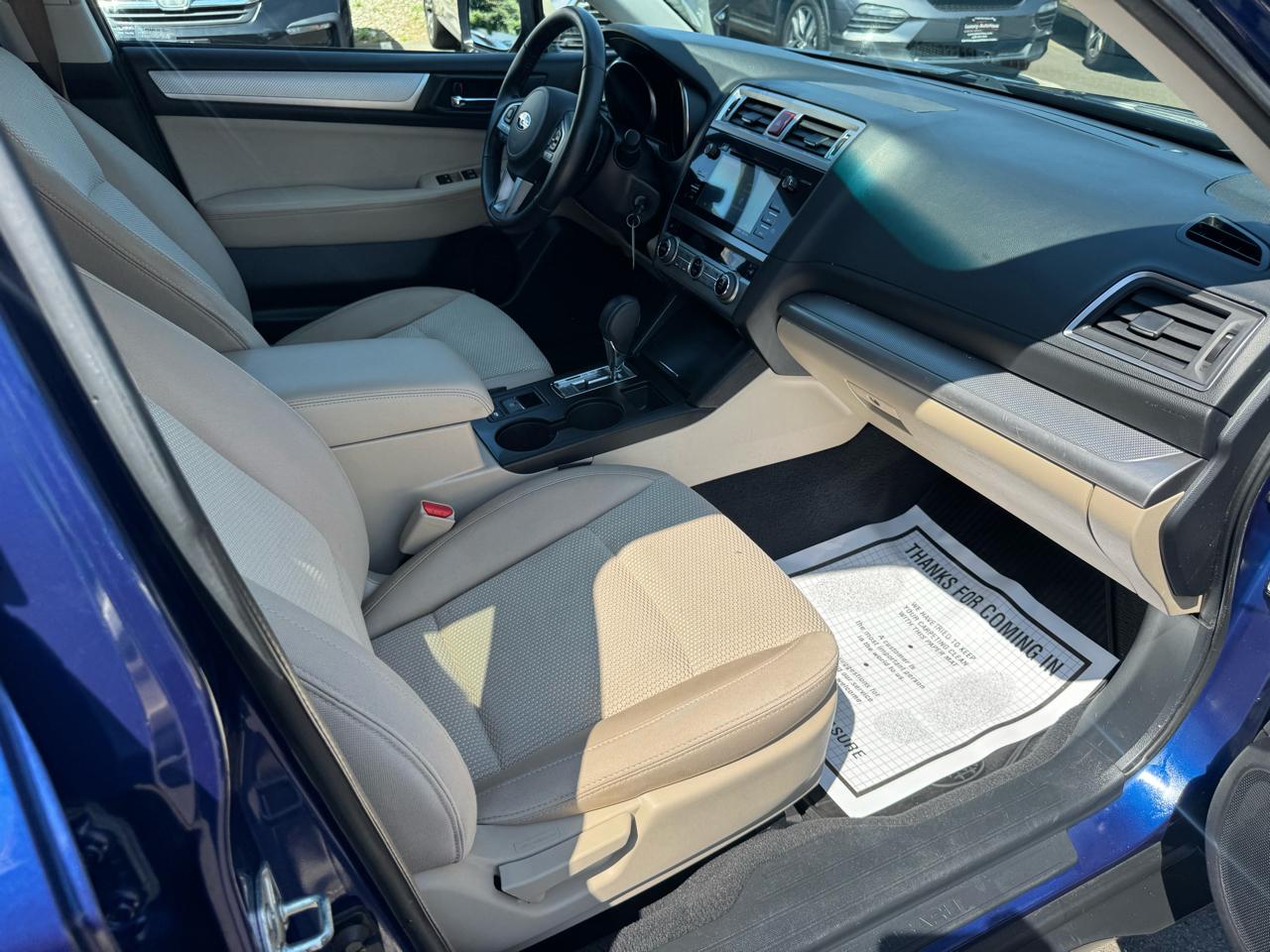 Subaru Outback 4dr Wgn 2.5i Premium 2015