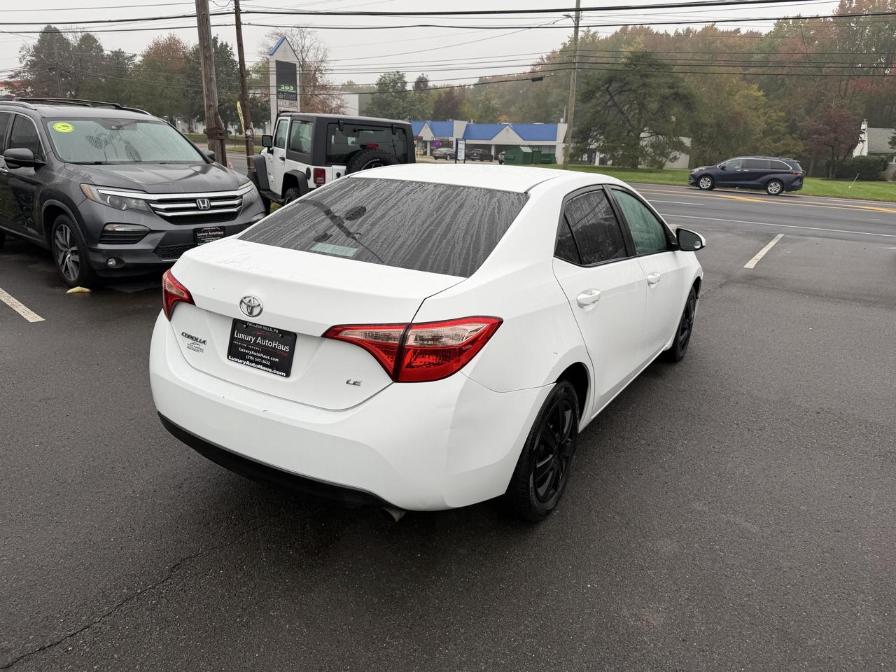 Toyota Corolla XLE CVT (Natl) 2019