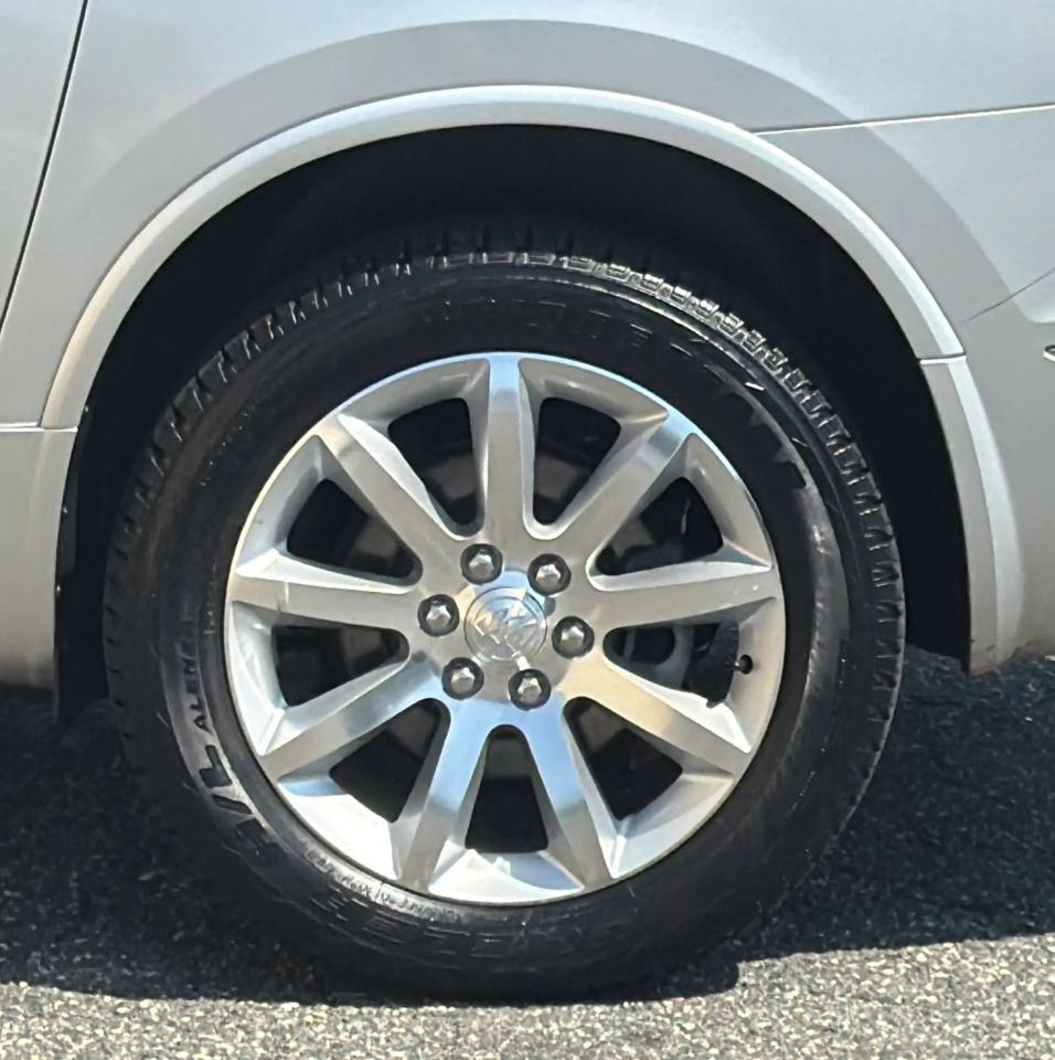 Buick Enclave FWD 4dr Premium 2014