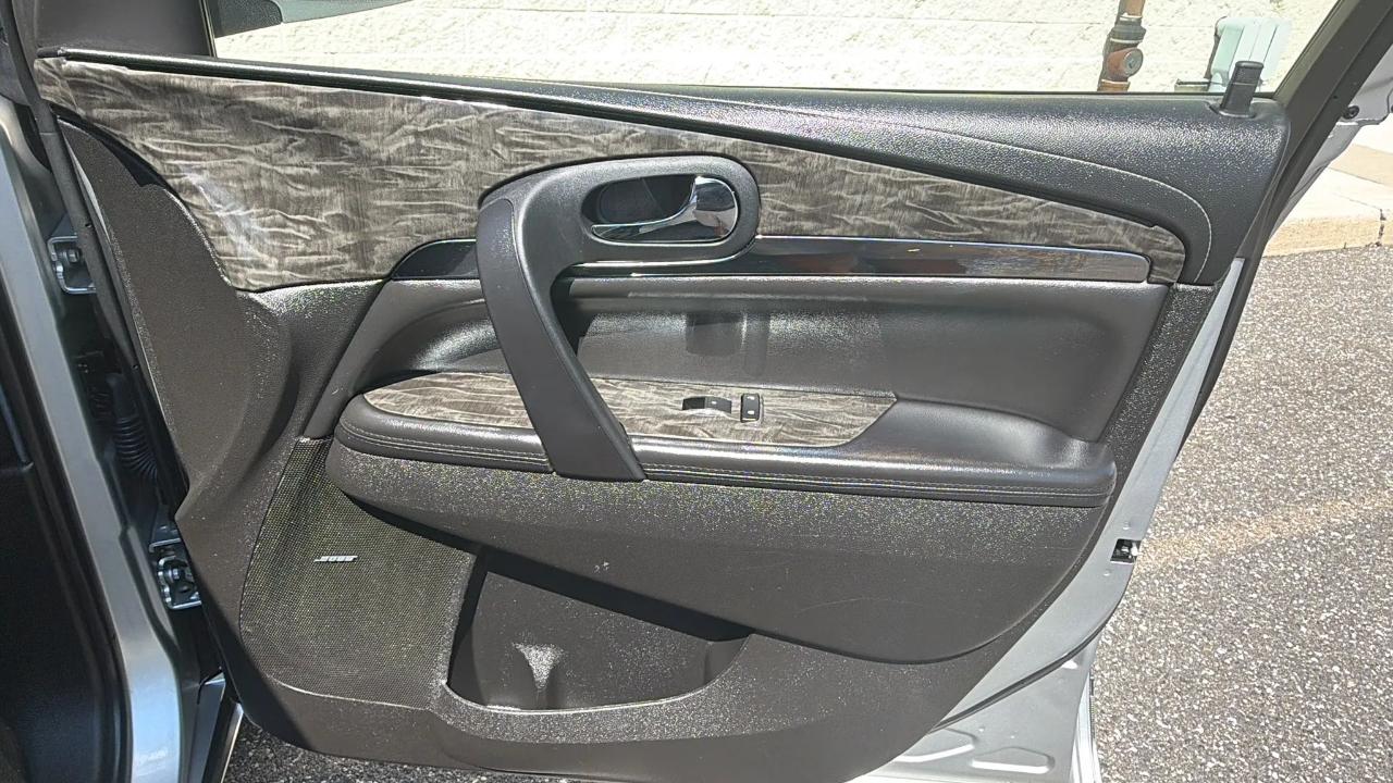 Buick Enclave FWD 4dr Premium 2014