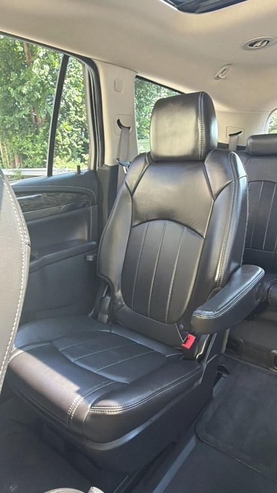 Buick Enclave FWD 4dr Premium 2014
