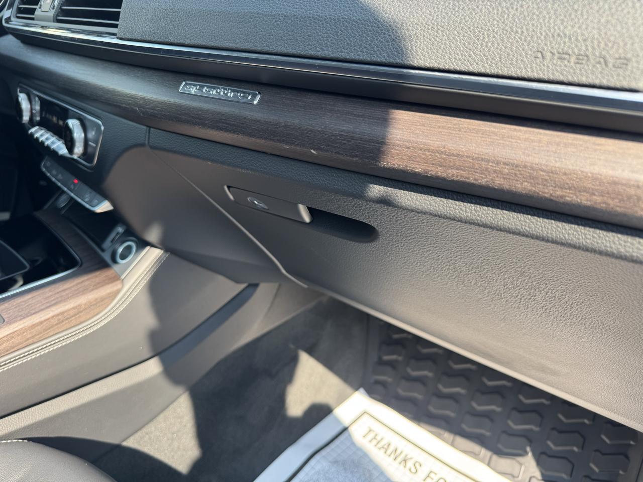 Audi Q5 Premium Plus 45 TFSI quattro 2021