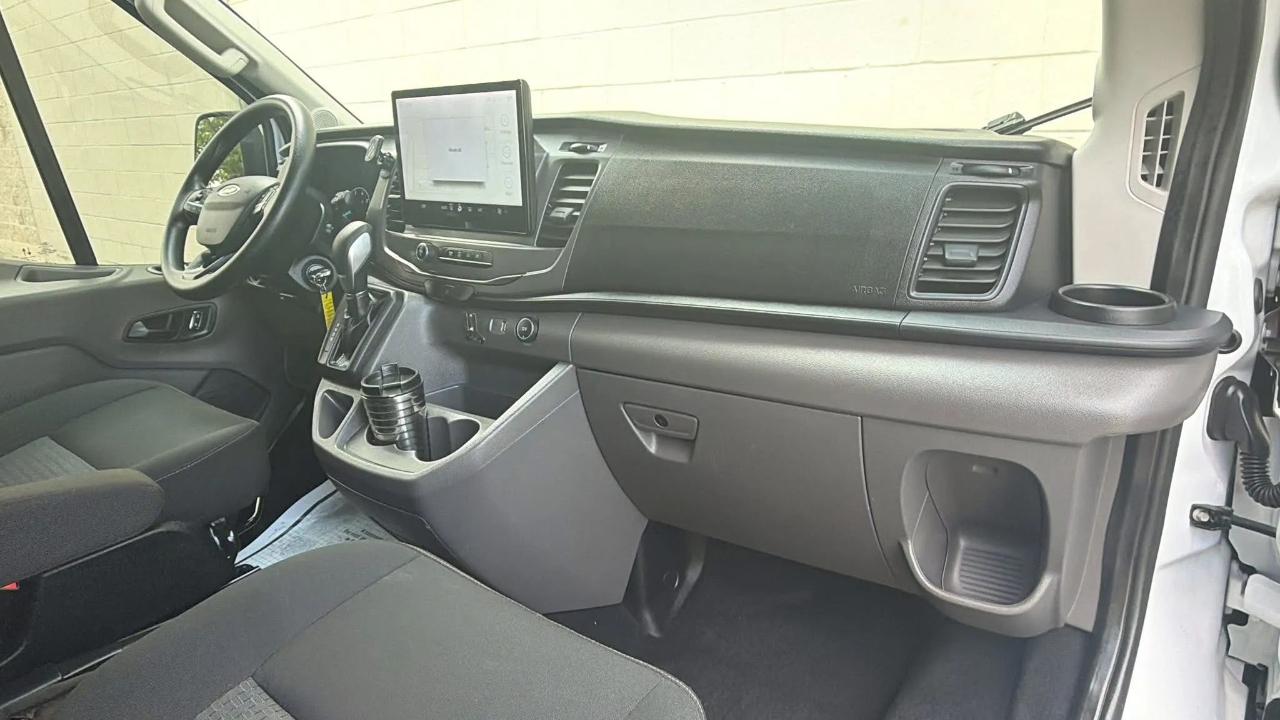 Ford Transit Passenger Wagon T-350 HD 148" EL High Roof XLT DRW AWD 2022