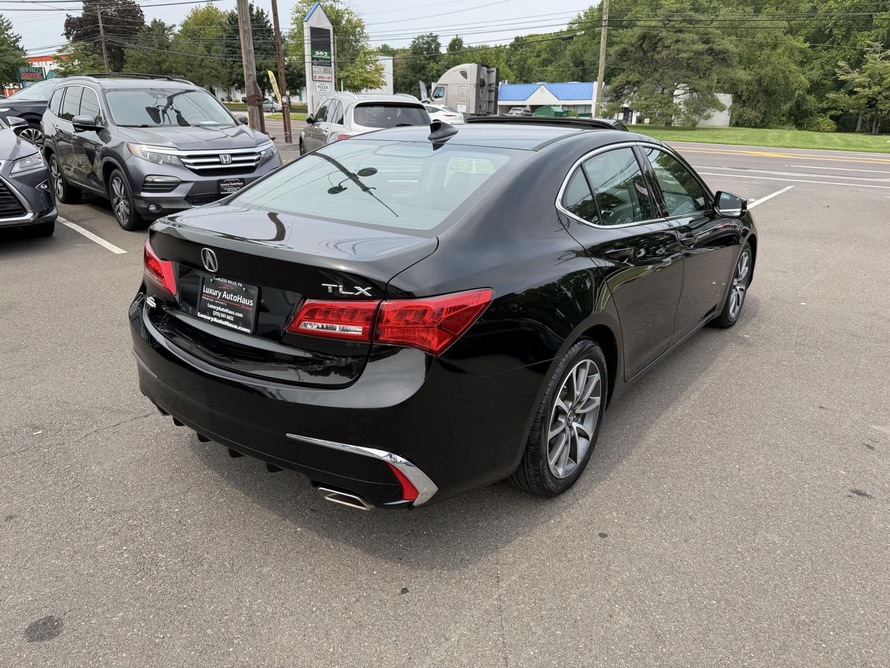 Acura TLX 3.5L FWD 2019
