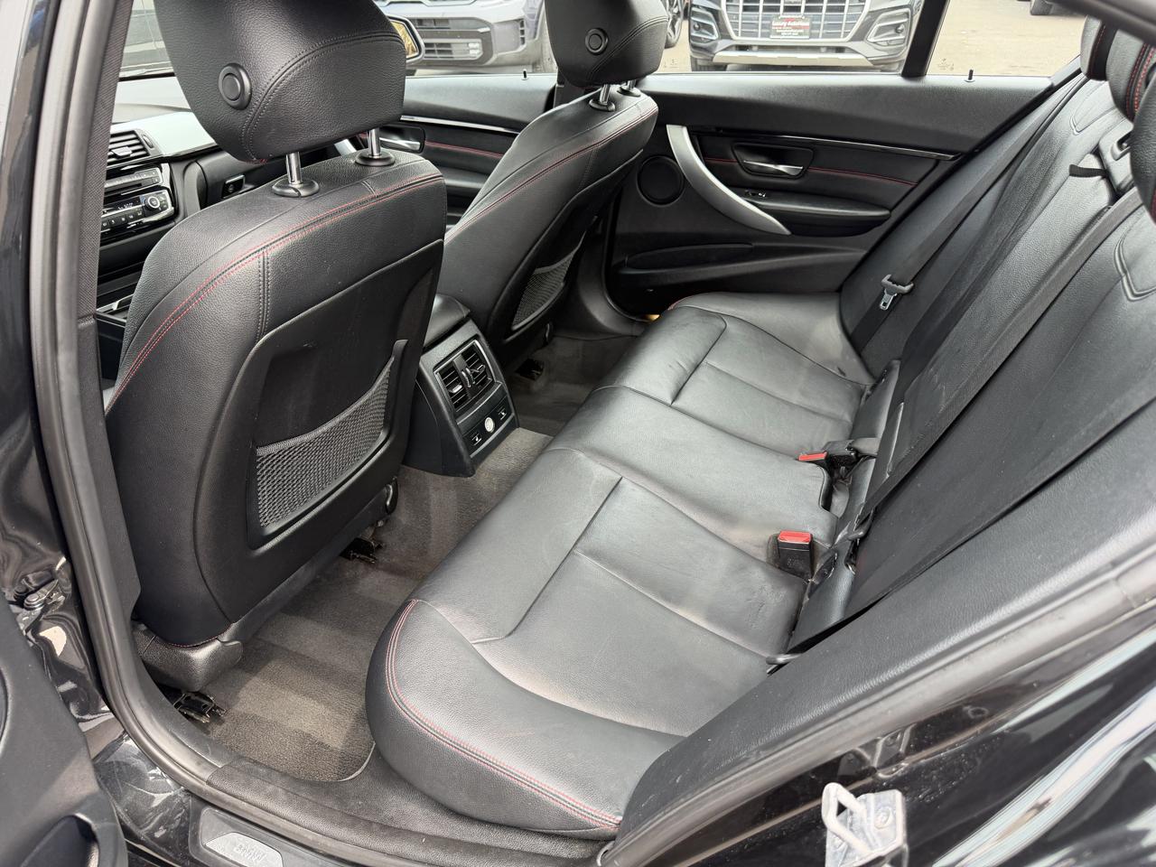 BMW 3 Series 4dr Sdn 328i xDrive AWD SULEV South Africa 2016