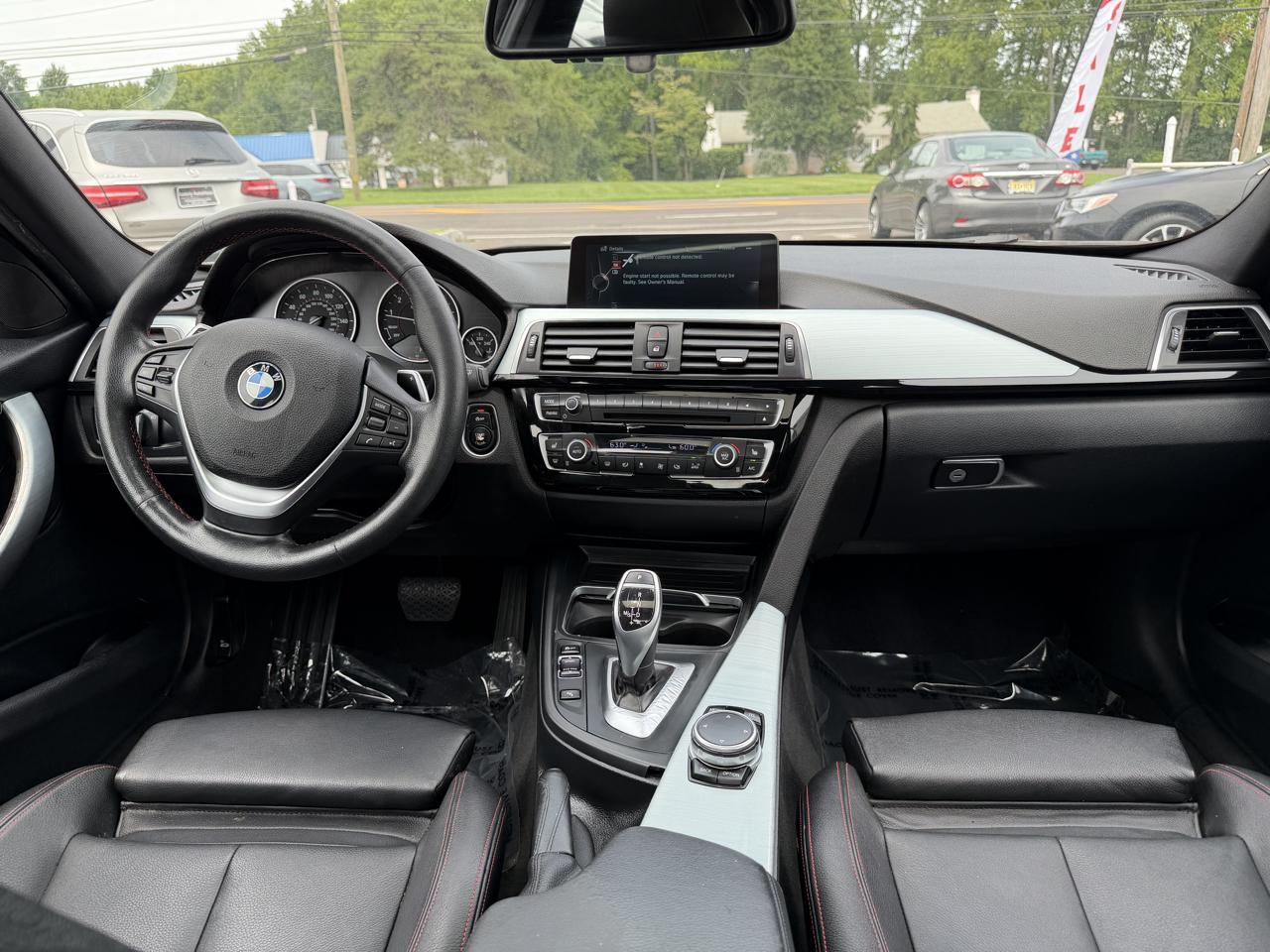 BMW 3 Series 4dr Sdn 328i xDrive AWD SULEV South Africa 2016