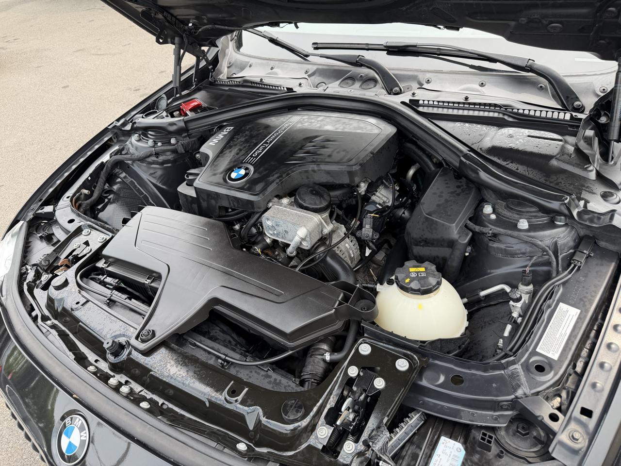 BMW 3 Series 4dr Sdn 328i xDrive AWD SULEV South Africa 2016