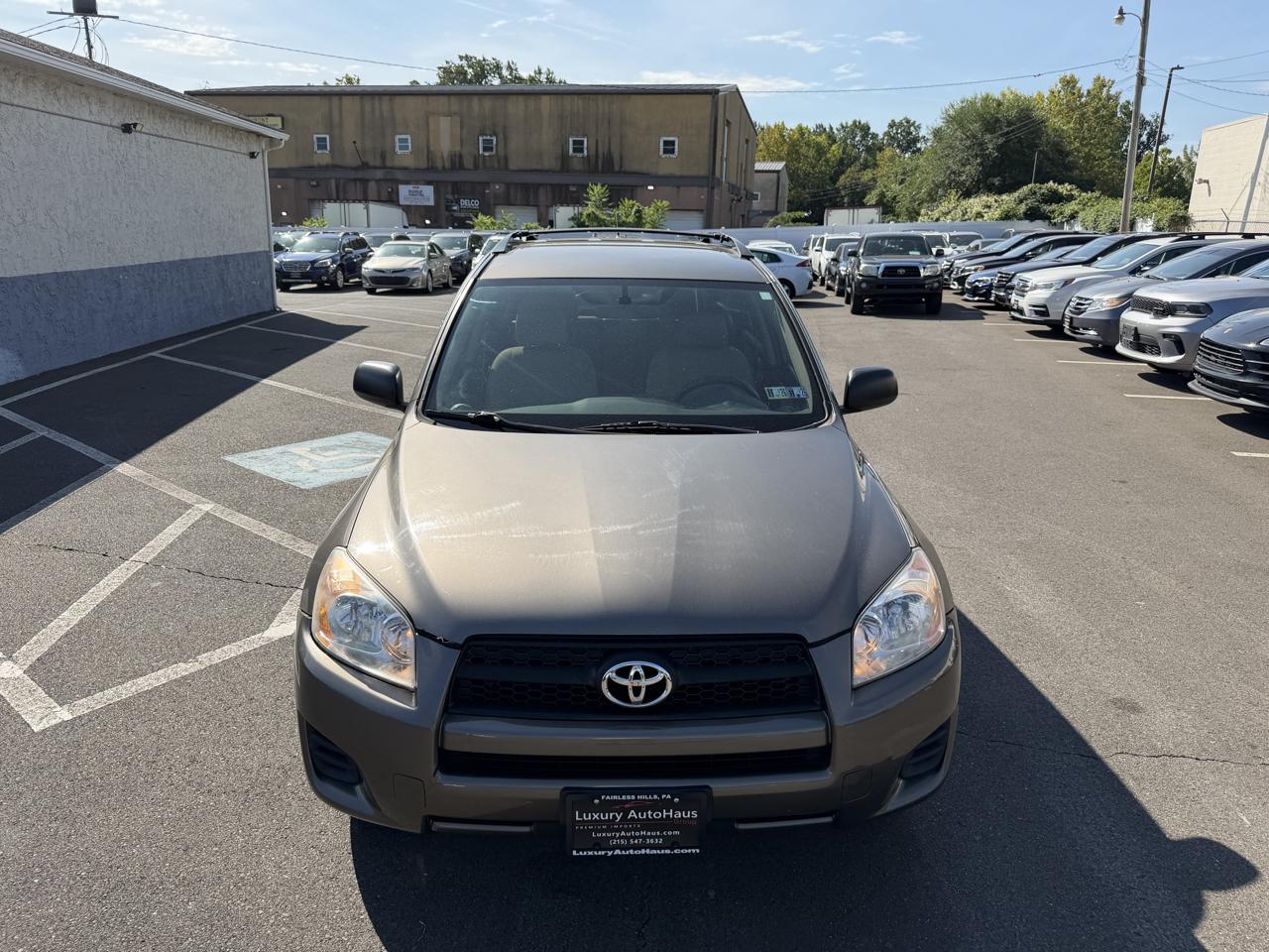 Toyota RAV4 4WD 4dr I4 (Natl) 2012