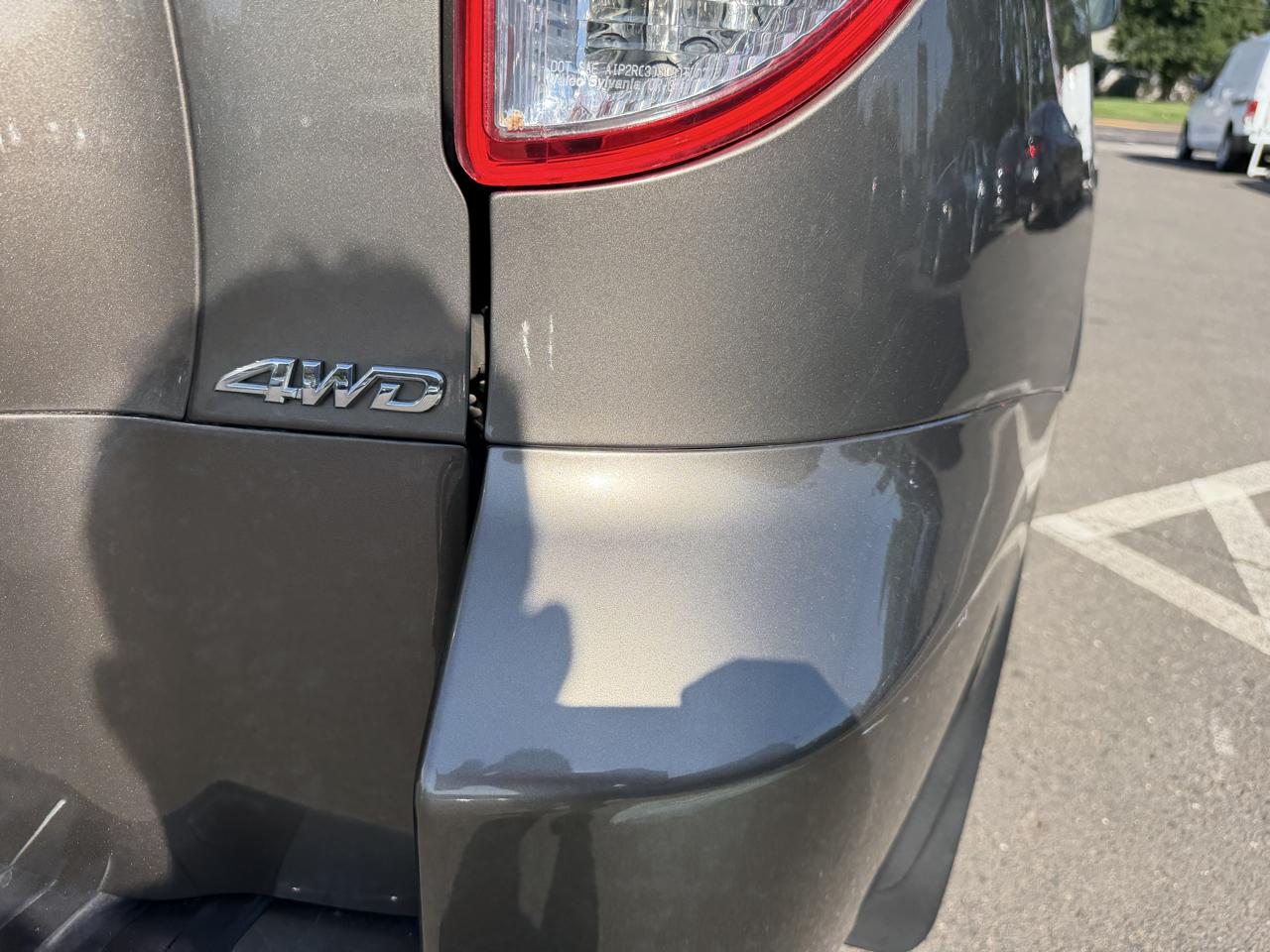 Toyota RAV4 4WD 4dr I4 (Natl) 2012