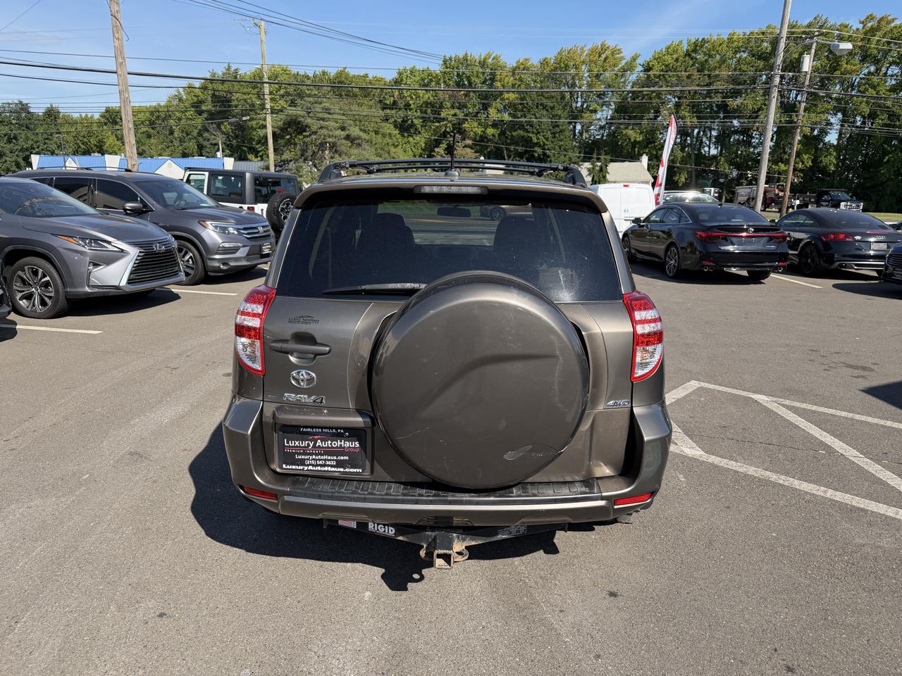 Toyota RAV4 4WD 4dr I4 (Natl) 2012
