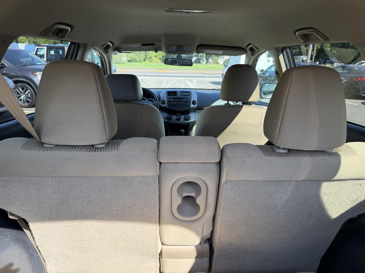 Toyota RAV4 4WD 4dr I4 (Natl) 2012