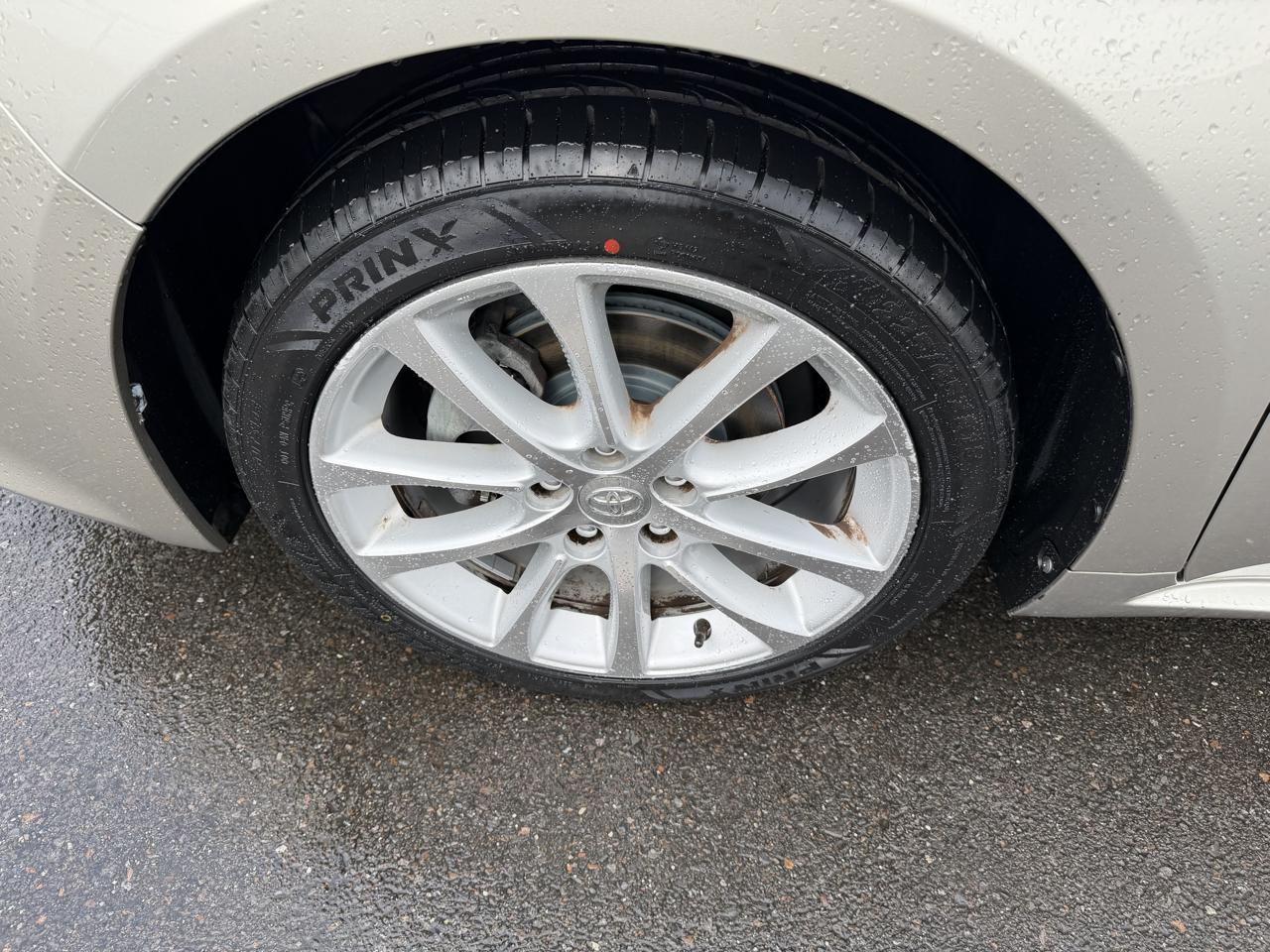 Toyota Avalon 4dr Sdn XLE Premium (Natl) 2013