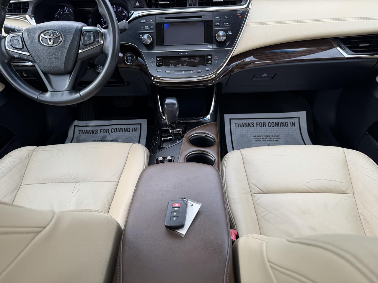 Toyota Avalon 4dr Sdn XLE Premium (Natl) 2013
