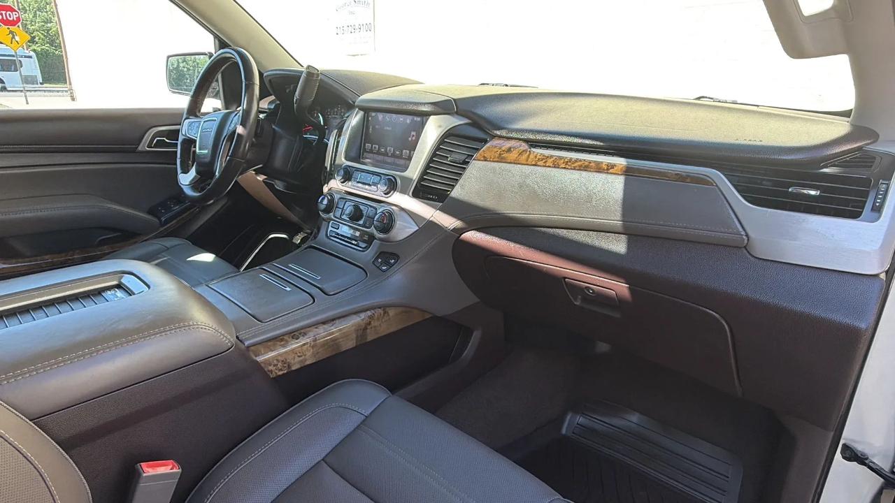 GMC Yukon 4WD 4dr Denali 2016