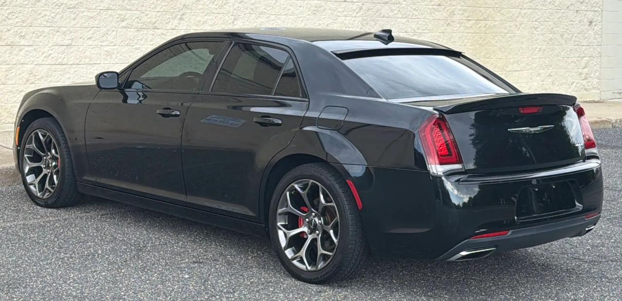 Chrysler 300 4dr Sdn 300S RWD 2016