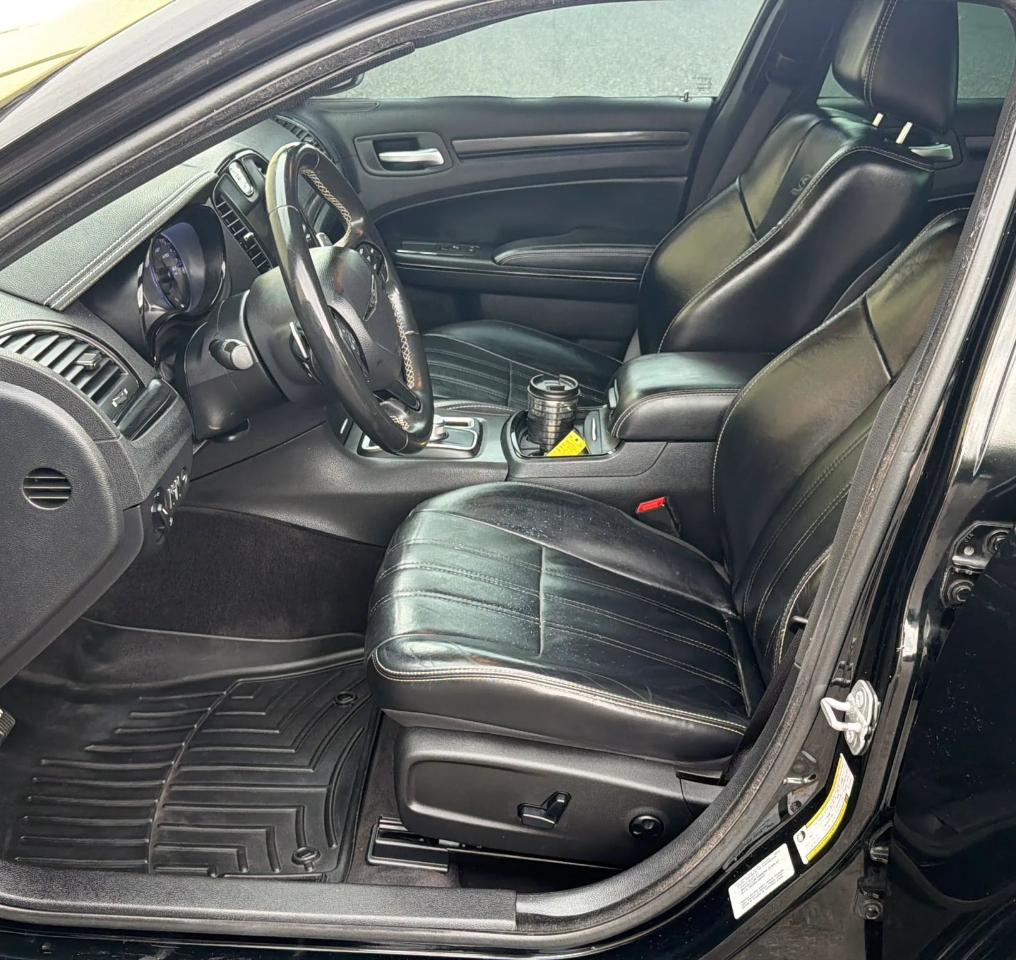 Chrysler 300 4dr Sdn 300S RWD 2016