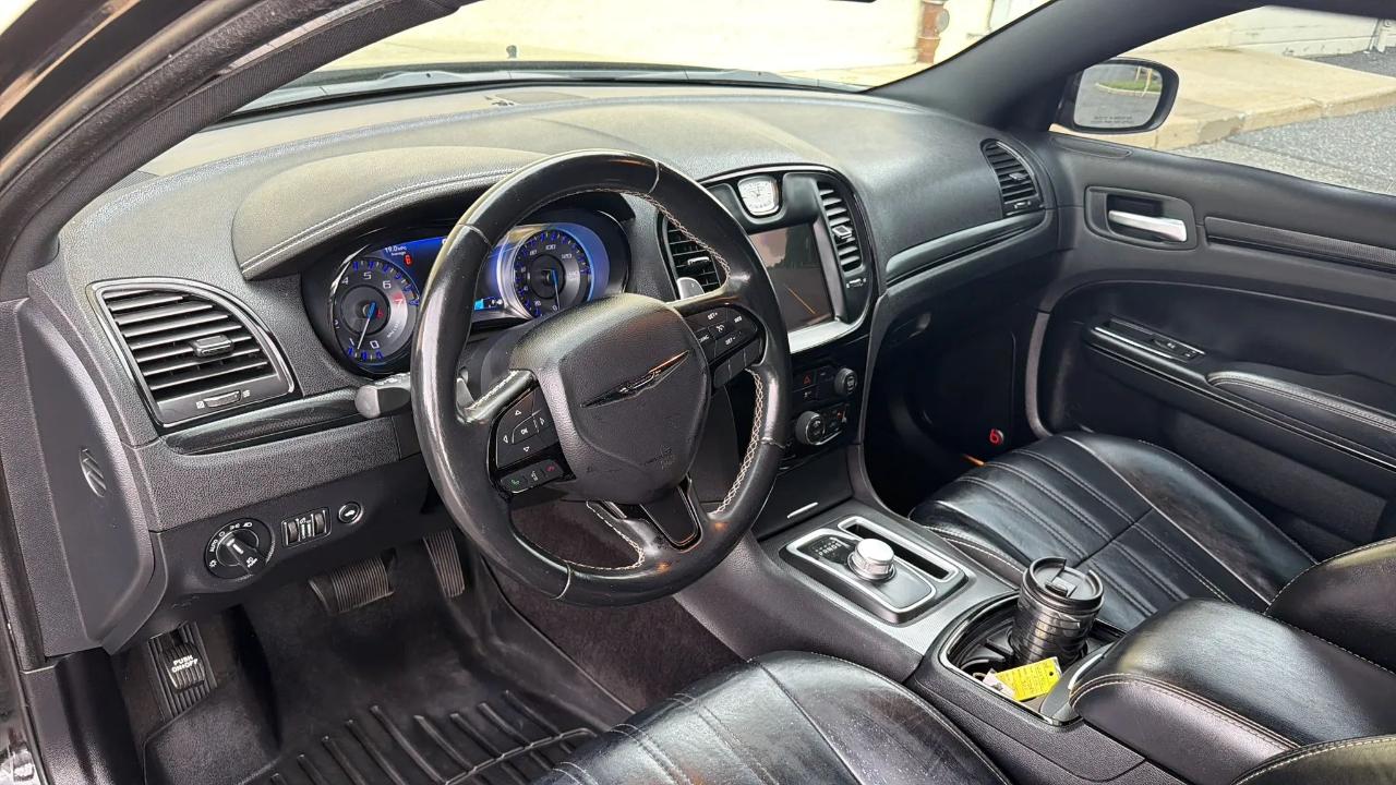 Chrysler 300 4dr Sdn 300S RWD 2016