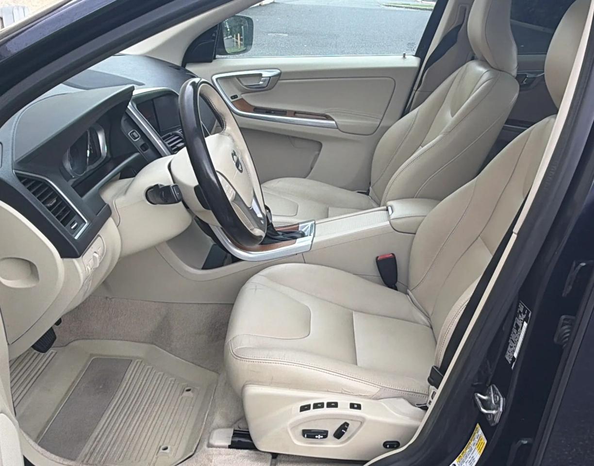 Volvo XC60 AWD 4dr T5 Platinum 2016