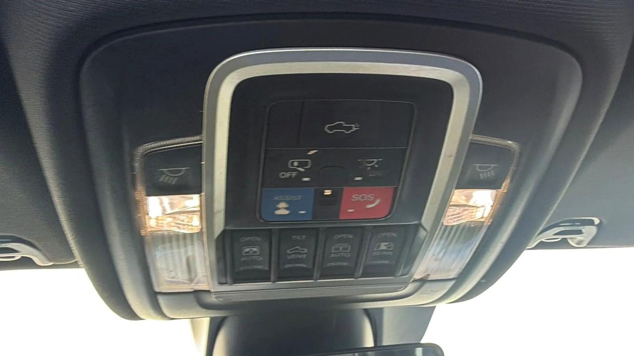 RAM 1500 Limited 4x4 Crew Cab 5'7" Box 2021