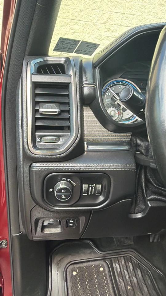 RAM 1500 Limited 4x4 Crew Cab 5'7" Box 2021