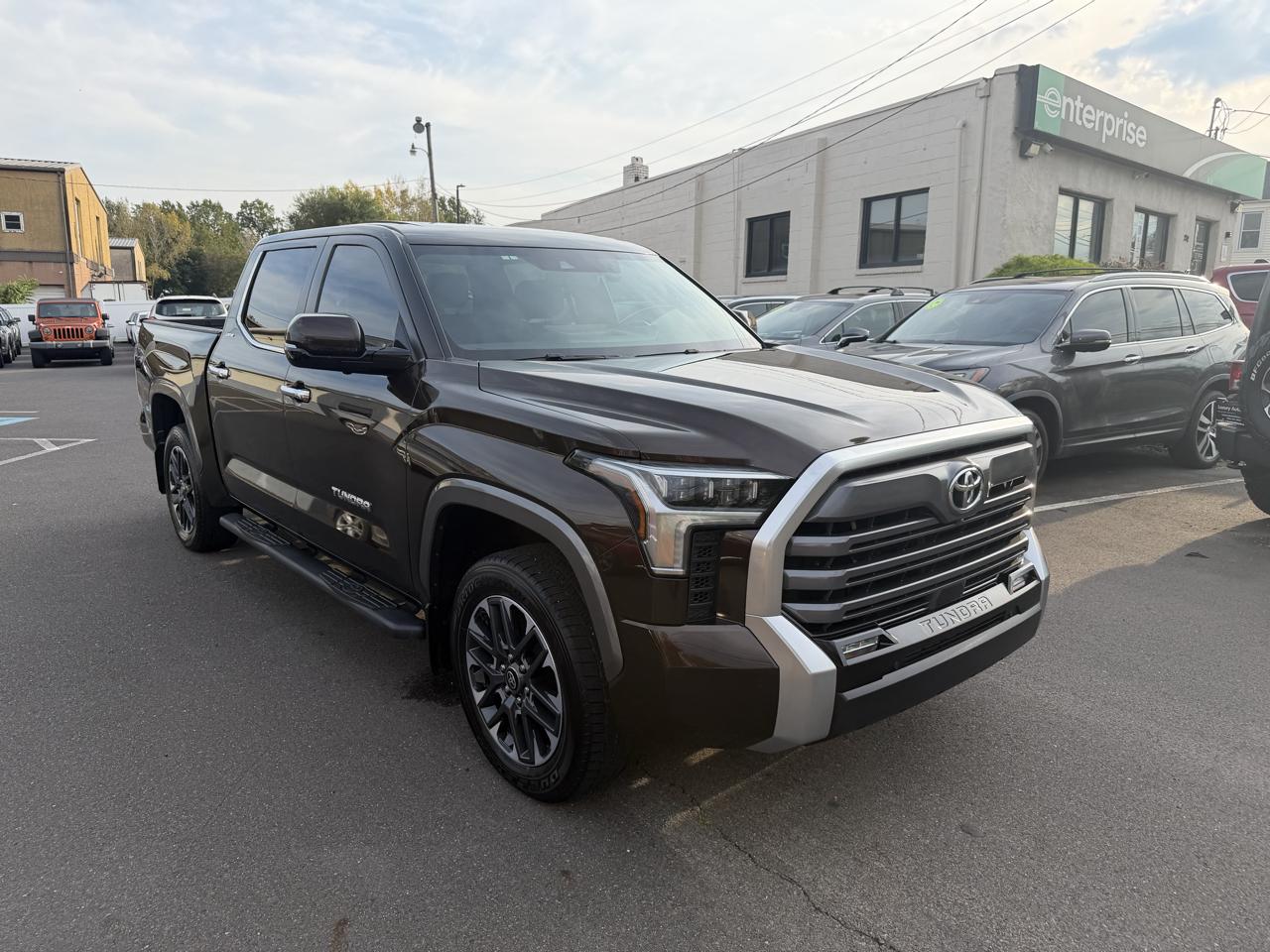 Toyota Tundra 4WD Limited CrewMax 5.5' Bed (Natl) 2025