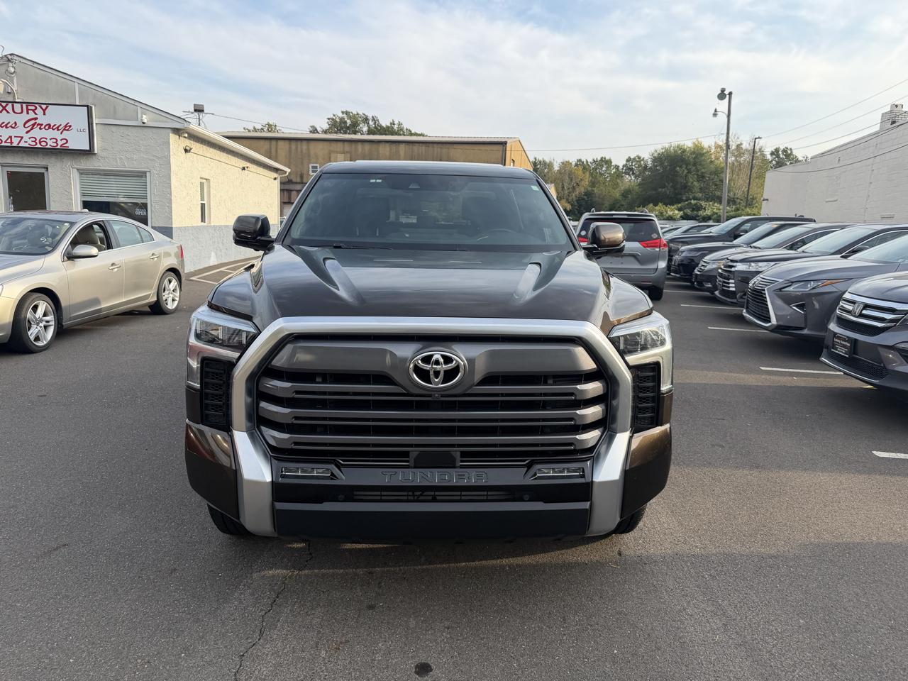 Toyota Tundra 4WD Limited CrewMax 5.5' Bed (Natl) 2025
